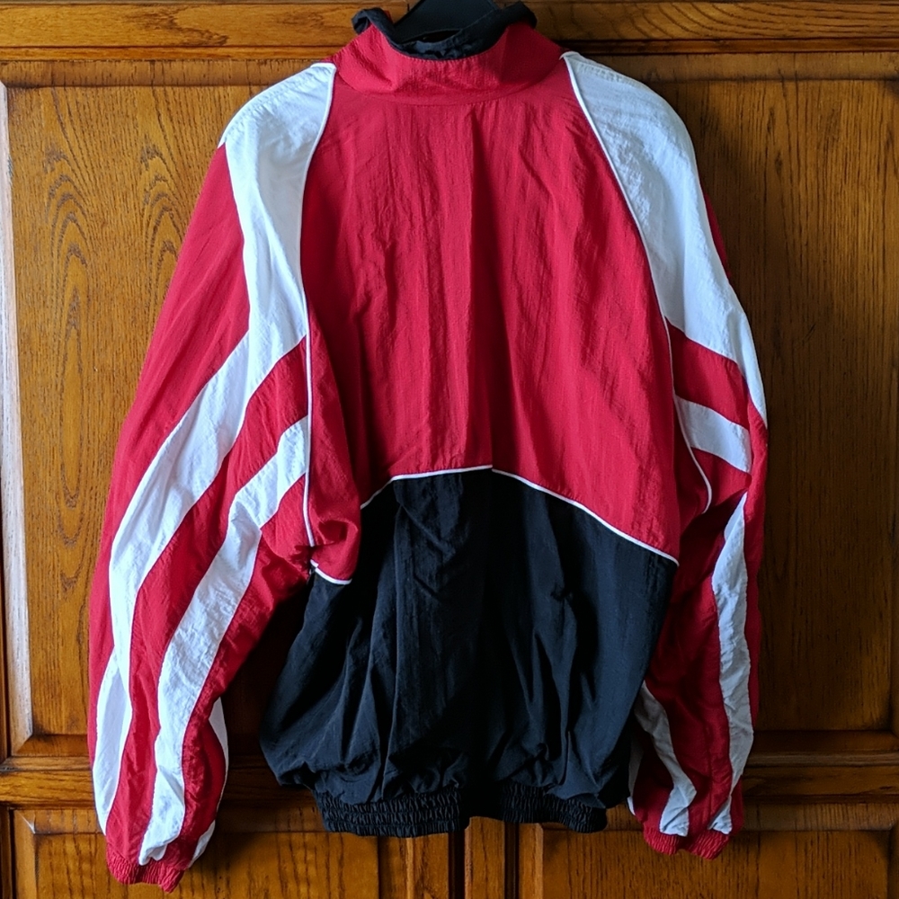 Windbreaker - Size M - Picture 2 of 6